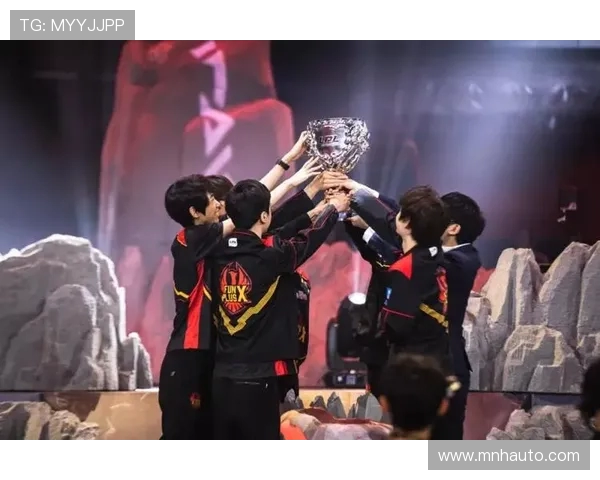 FPX以80分稳居世界大师赛积分榜首位争夺冠军之路愈发激烈