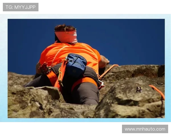 深圳攀岩队心理素质提升之路:热议攀岩背后的心灵变革与团队成长 深圳攀岩队心理素质提升之路:热议攀岩背后的心灵变革与团队成长