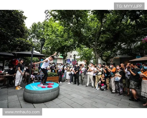 赛后复盘分析西安街舞队与上海街舞队的团队协作与表现对比 赛后复盘分析西安街舞队与上海街舞队的团队协作与表现对比