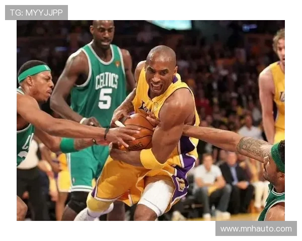 科比布莱恩特传奇生涯回顾与影响力分析：从篮球场到全球偶像的蜕变之路