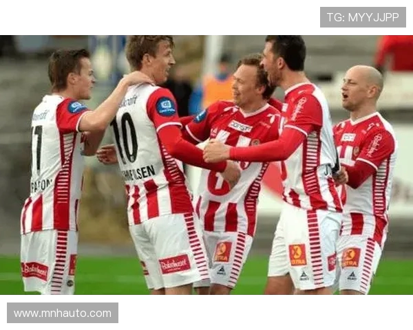 罗森博格与桑呐菲的精彩对决揭示了足球战术的新趋势与球队实力的较量