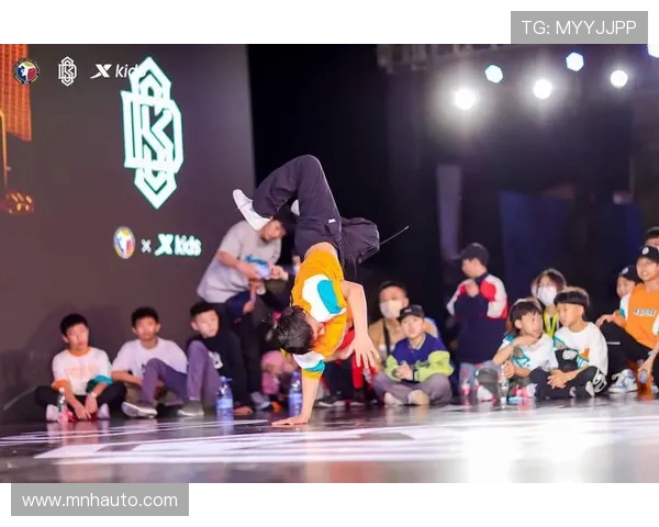 全国街舞大赛点评:北京攀岩队展现出令人惊叹的灵活性与创意表现